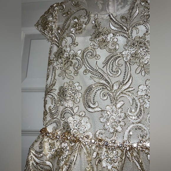 White and gold girls communion dresses by rare editions - Picture 8 of 13